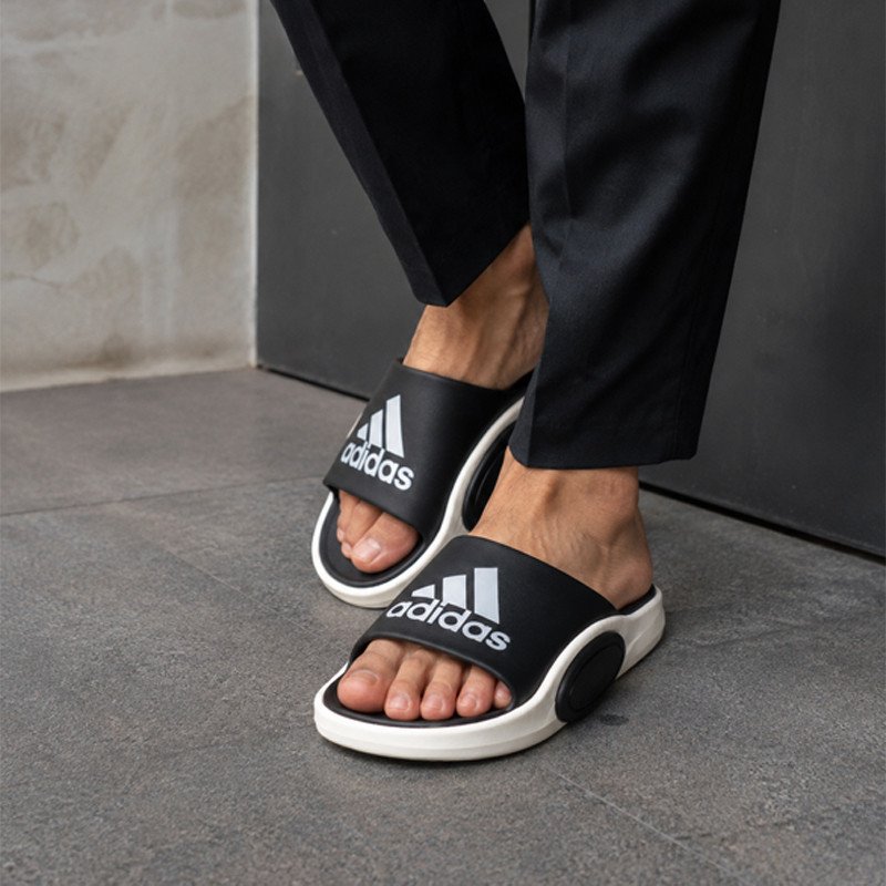 adidas  sandal